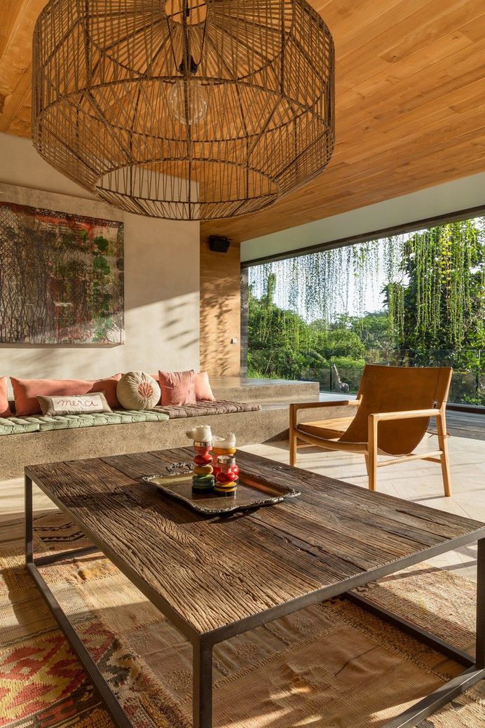 Villa Chameleon Features Breathtaking Views in the Balinese Jungle 3