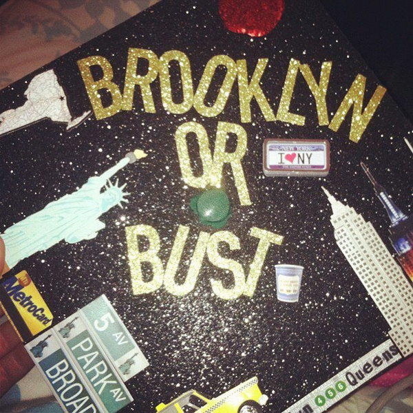 Awesome Graduation Cap Decoration Ideas #decor #school #student #graduate