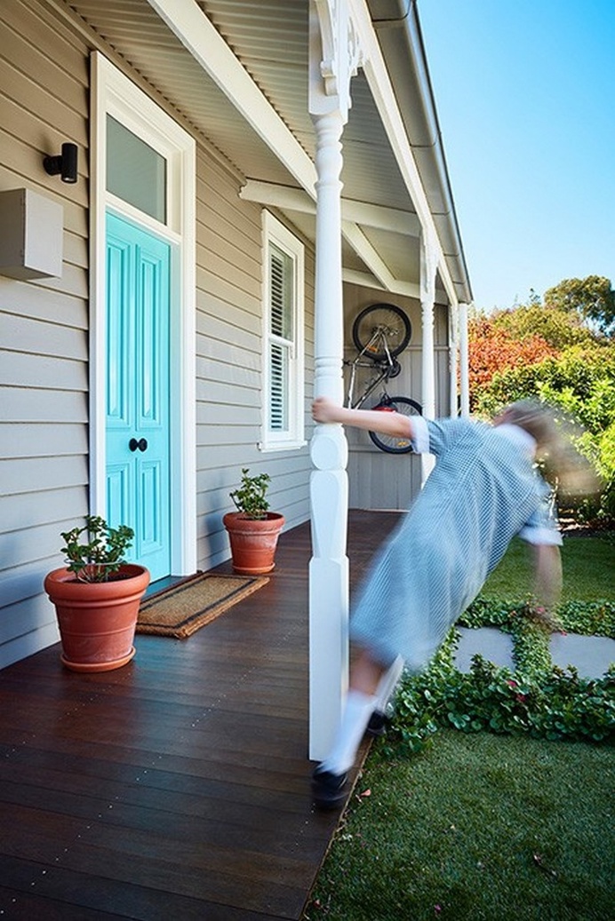 A Renovation to a Late-19th Century Workers Cottage / Bryant Alsop