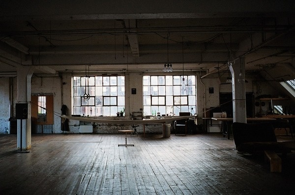 youbroketheinternet:perfect #hammock #office #space #window #light