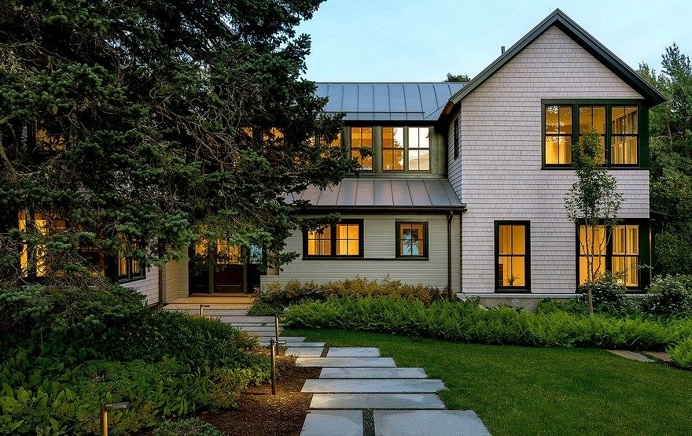 Maine Coast Summer House 14