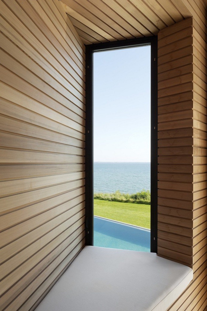 Waterfront Modern Retreat Overlooking Peconic Bay in the Hamptons, Peconis House 10