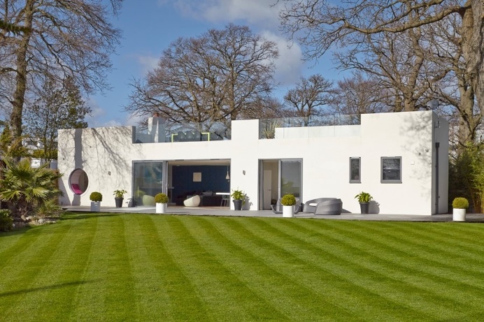 Remodeled 1930s Bauhaus Bungalow