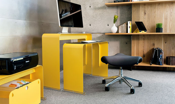Snyggt litet skrivbord - Med stil | Tjock / Hemmet #computer #desk #work #table #station