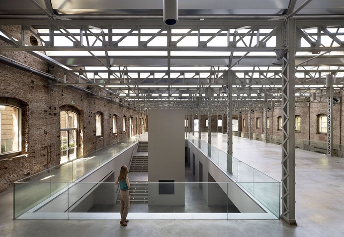 Industrial Nouveau: Dramatic Renovation Projects Reimagining Urban Life,© Alfonso Quiroga
