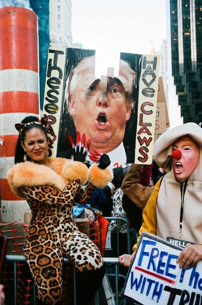 Incredible Street Film Photography by Vincent Pflieger