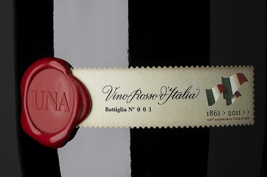 UNA | Flickr – Condivisione di foto! #bottle #packaging #wine #una #cibicworkshop #italy