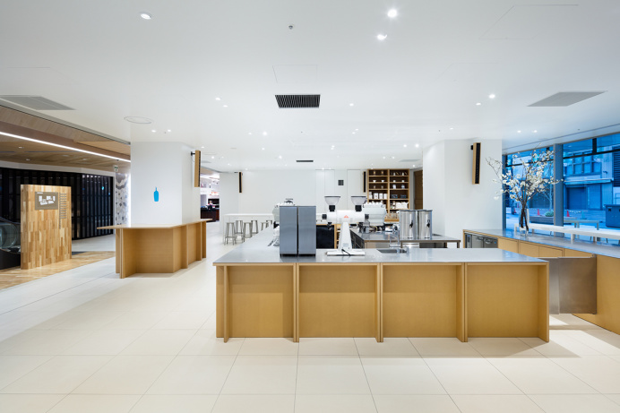Blue Bottle Coffee Shinjuku Cafe
