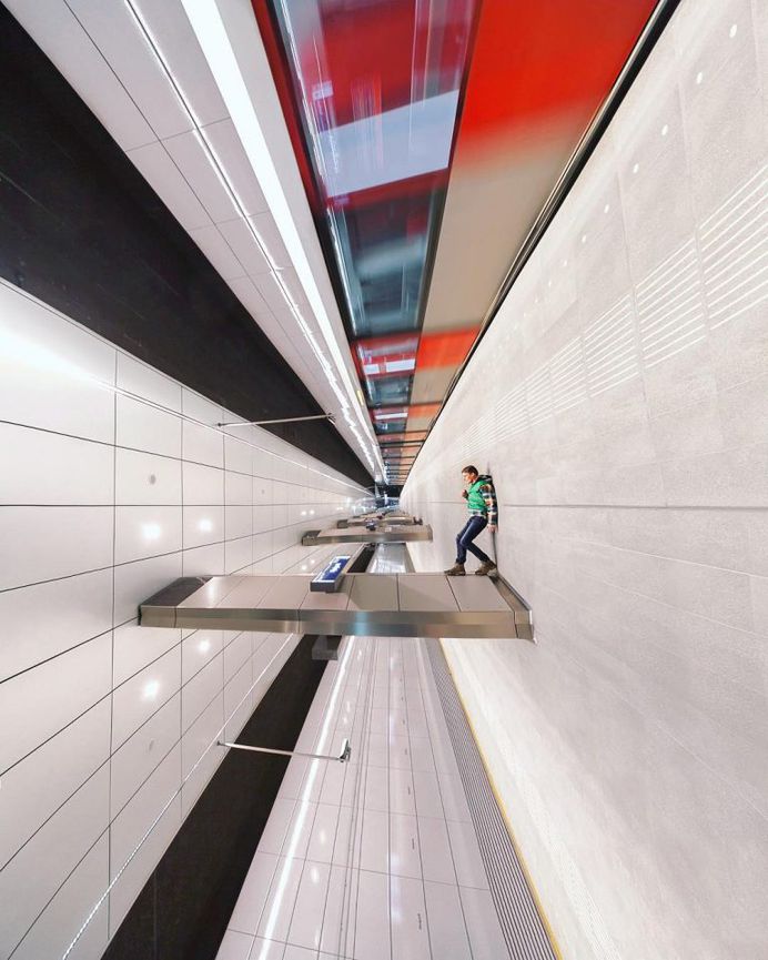 Minimalist Architectural and Urban iPhoneography by Andy Hendrata