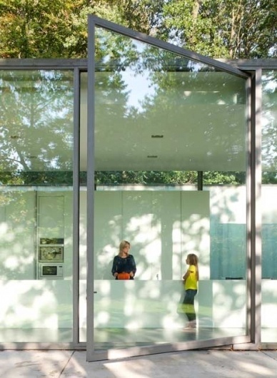Dezeen » Blog Archive » Villa Roces by Govaert & Vanhoutte #door #architecture