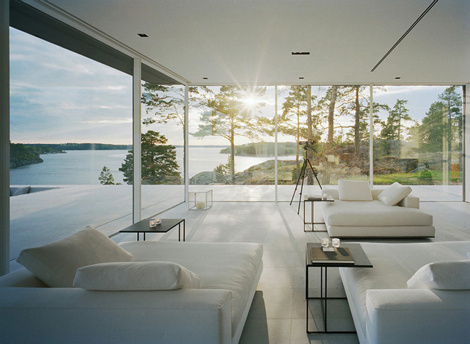 Дом в Стокгольме #interior #sun #sunrays #design #architecture #lake #sunset #view