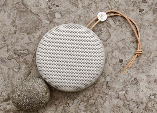 Danish consumer electronics Bang & Olufsen introduced a new Bluetooth speaker, the Beoplay A1 #BangOlufsen #Beoplay #BeoplayA1 @bangolufsen