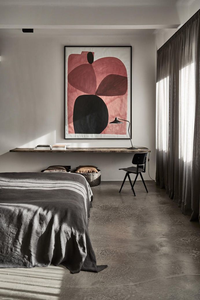 No Ordinary Apartment for a Well-Travelled Design Aficionado 8