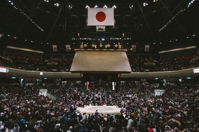 http://yves-laroque.squarespace.com/ #sumo #wrestling #tokyo #photography #japan