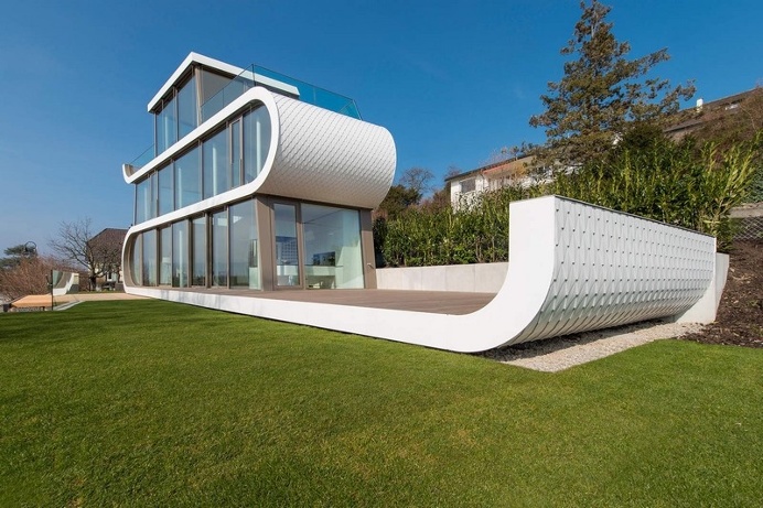 Exclusive Family House