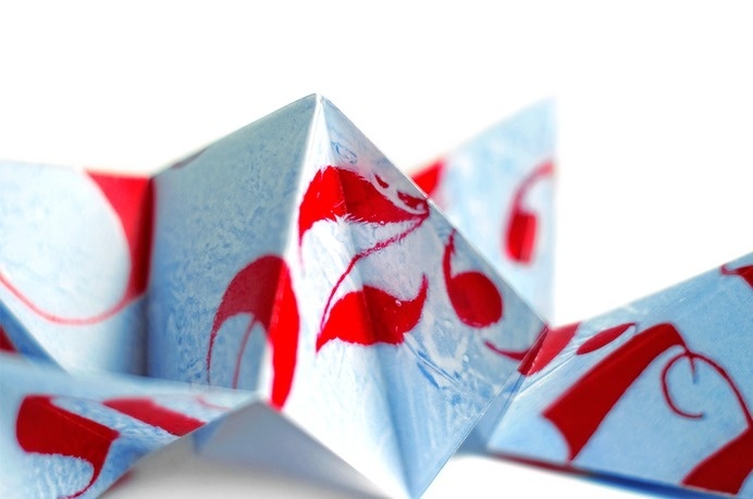 Frozen & Cool by Niermala B. Timmers www.niermalatimmers.com #cool #font #fold #timmers #fox #frozen #design #graphic #popup #brown #quick #niermala #art #papercraft #type #ice #folding #3d #magazine #typography