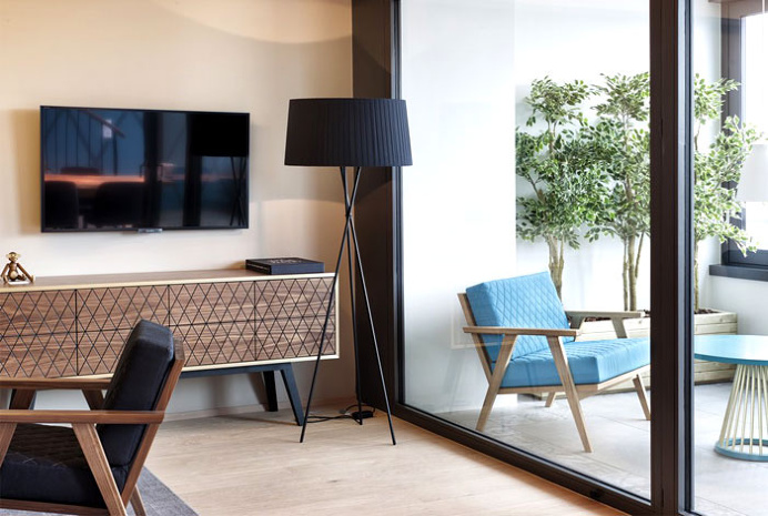 Luxurious Penthouse with Gorgeous Brass Lightning Installation - #decor, #interior, #homedecor, home decor, interior design