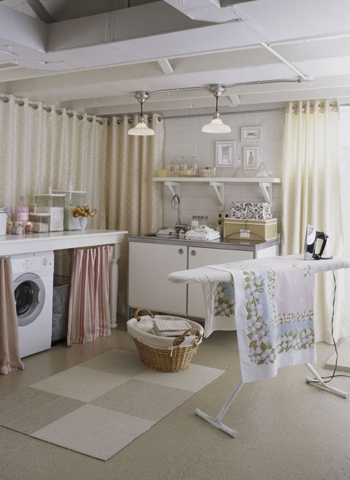 20 Clever and Cool Basement Wall Ideas #basement #wall #decor