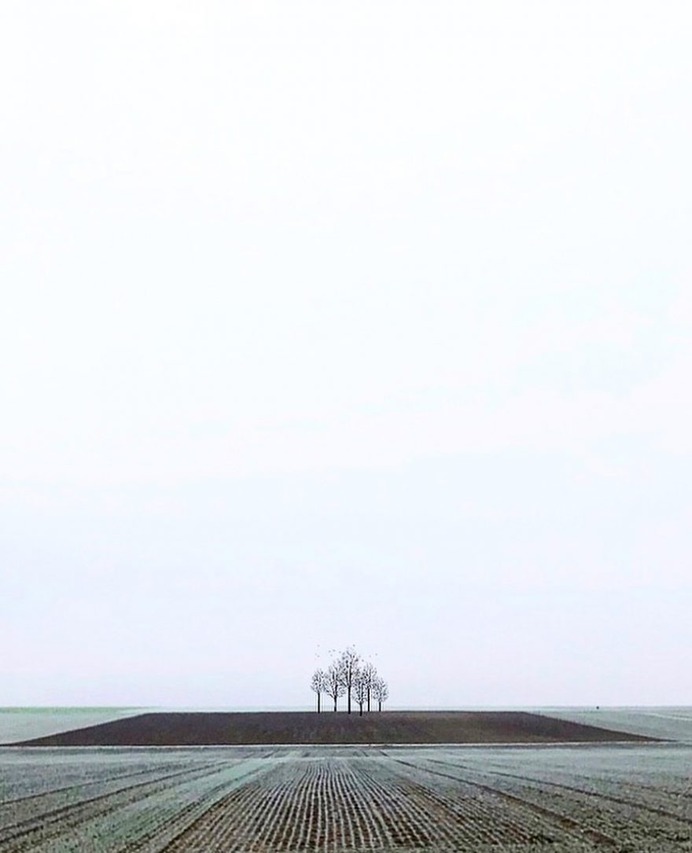 Minimalist and Cinematic iPhone Photography by Dirk Fleischmann