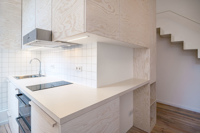 Micro-Apartment: 21 square-meters flat renovated in Berlin