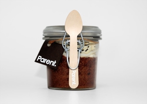 http://thatisabsurd.tumblr.com/post/3897984998/cupcakes-in-a-jar-self-promotional-mailer-for #design #mailer #cupcake