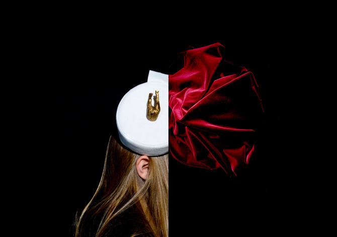 CAMPAIGN - Carlalopez #lopez #ribeira #photo #surrealism #lua #carla