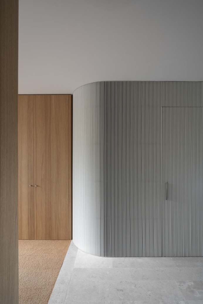 HOUSE No.1 by PACHÓN—PAREDES