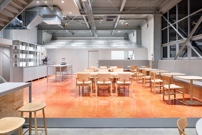 Blue Bottle Coffee Kiyosumi Shirakawa by Schemata Architects