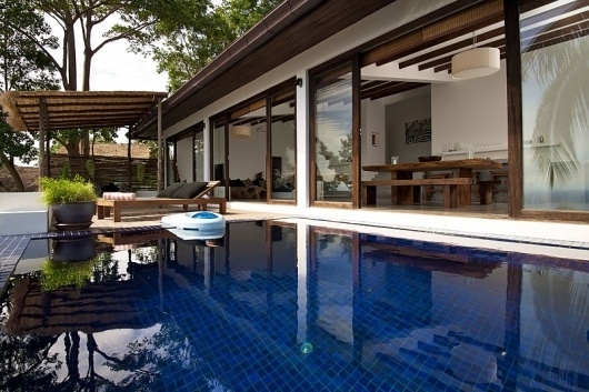 tv_070311_03 » CONTEMPORIST #interior #pool #exterior