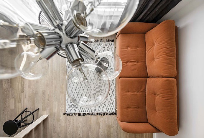 Small Urban Dwelling with Scandinavian and Feminine Accents - InteriorZine