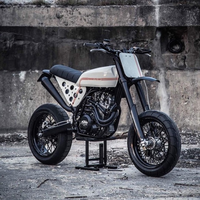 KTM 520 built by @robinsonsspeedshop #moto