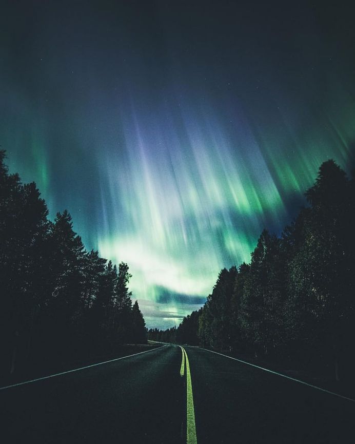Photographer Jani Ylinampa Captures The Northern Lights in Finland