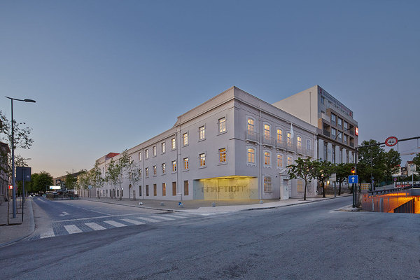Carvalho Araújo | GNRation #public #arajo #equipments #architecture #carvalho
