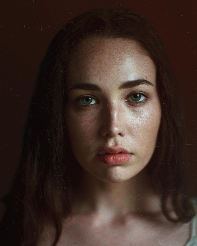 Beautiful Female Portraits by Steven Gindler