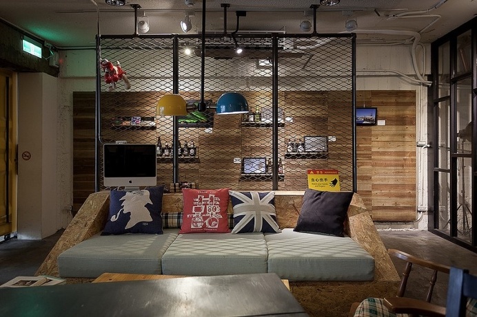 Wash Coffee – Combination of Food, Laundry, Art, and People