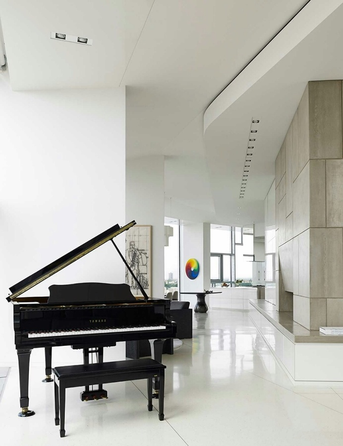 Panoramic Penthouse by Workshop APD
