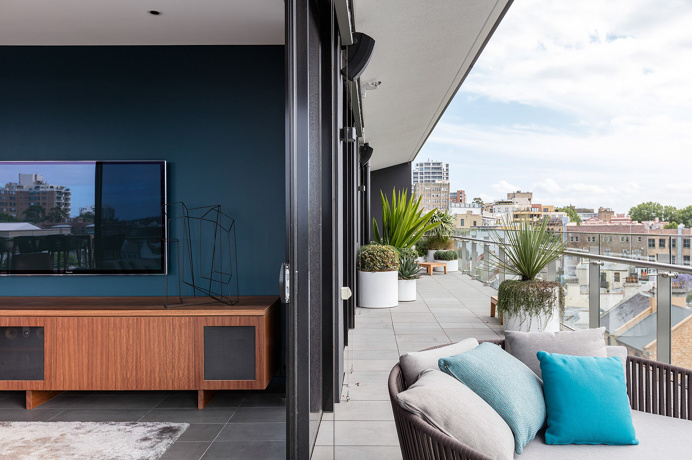 Bourke St Apartment Stephen Collins Interior Design Sydney Australia Mindsparkle Mag deluxe luxury