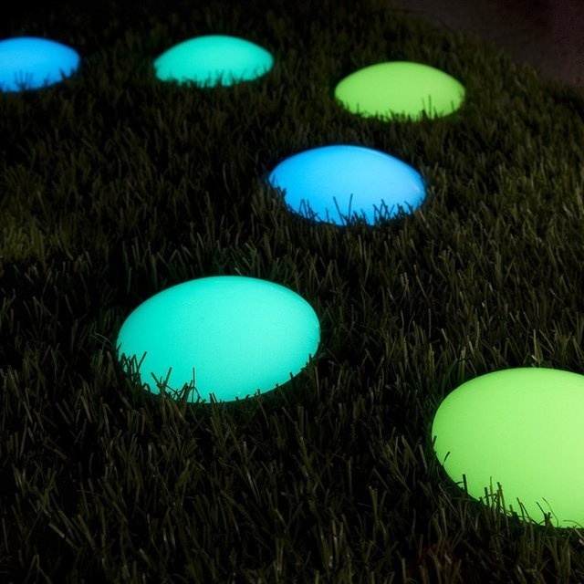 Photoluminescent Road Markers #tech #flow #gadget #gift #ideas #cool