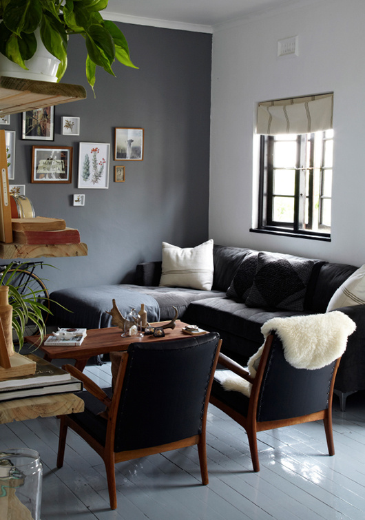 small, dark and dreamy / sfgirlbybay #interior #design #decor #deco #decoration