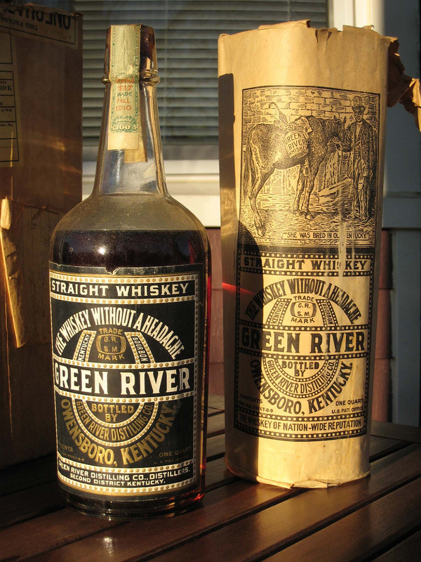 Green River Whiskey #green #whiskey #in #bond #label #vintage #river #bottled