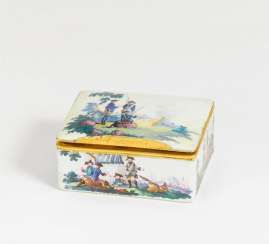 Probably Berlin, anatomical snuffbox with military scenes #porcelain