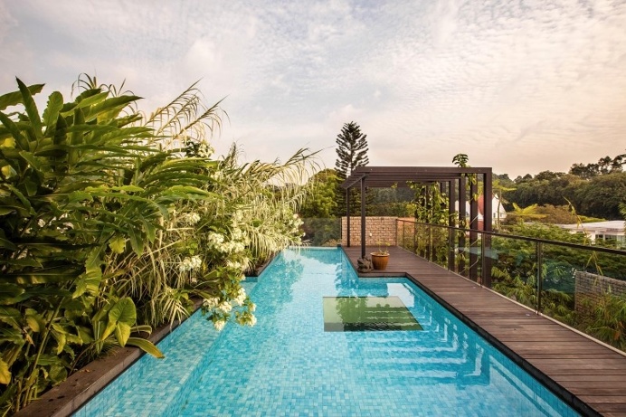 Tan's Garden Villa with luxuriant gardens, rooftop pool and koi pond