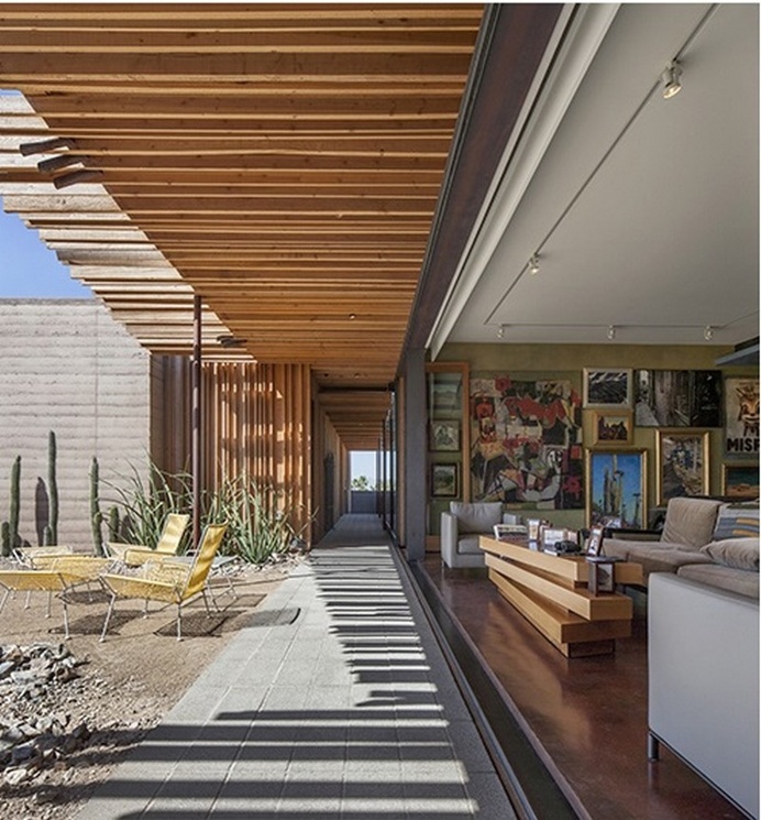 Desert Outpost in Paradise Valley / Jones Studio