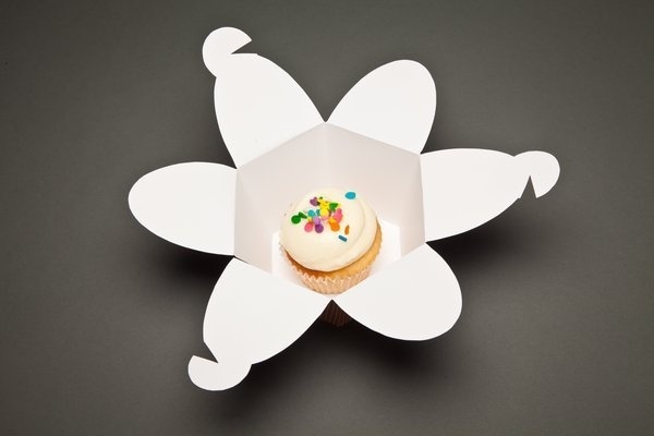 Corporate Identity #branding #packaging #cupcakes #treats #sweet