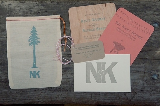 rustic-wood-wedding-invitation-ideas.jpg (JPEG-kuva, 600 × 400 kuvapistettä) #paper #goods