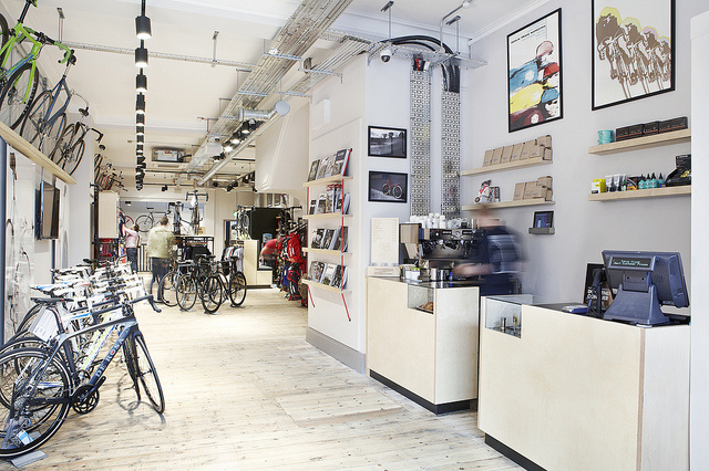 Kinoko Cycles 5 #interior #bicycles #shop