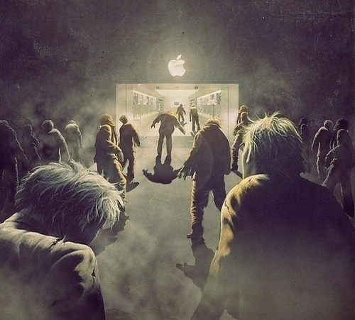Aaapple… #apple #night #store #zombie #light