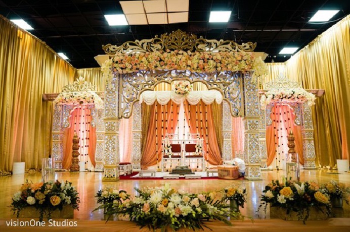 Trendy wedding flower decoration for stage