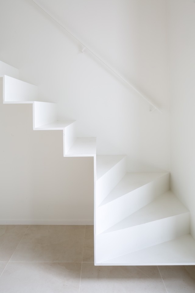 Isle of Water by FIVE AM. #staircase #minimal #fiveam