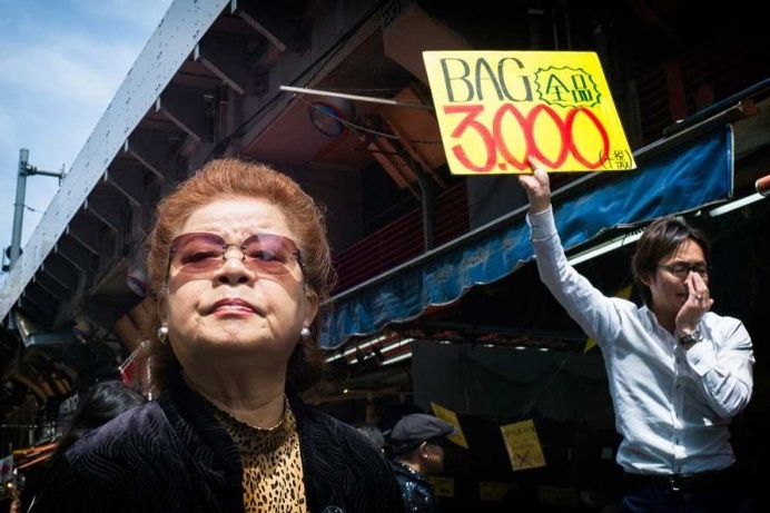 Tokyo Street Photography by Lee Chapman